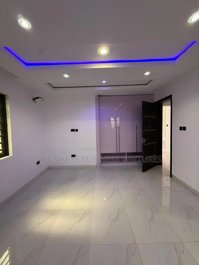 Furnished 3bdrm Apartment in Alao Akala Way, Akobo for rent