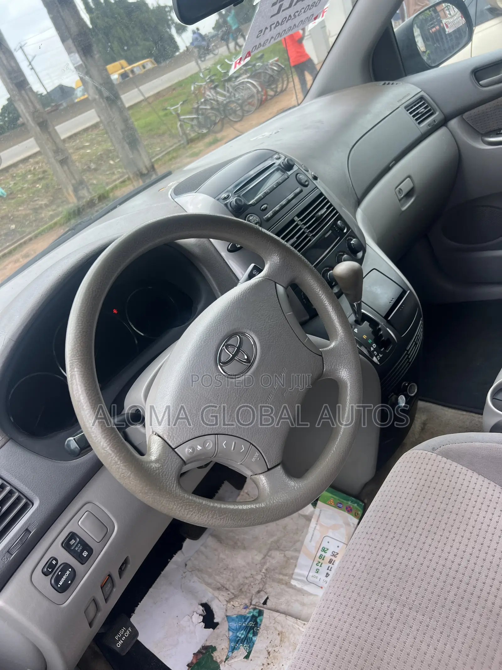 Toyota Sienna LE AWD 2006 Gray