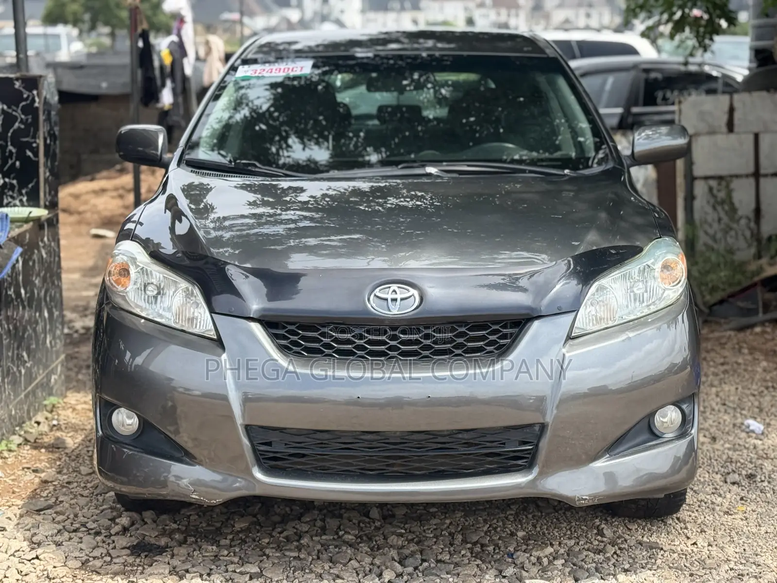 Toyota Matrix S Hatchback AWD (2.4L 4cyl 4A) 2010 Gray