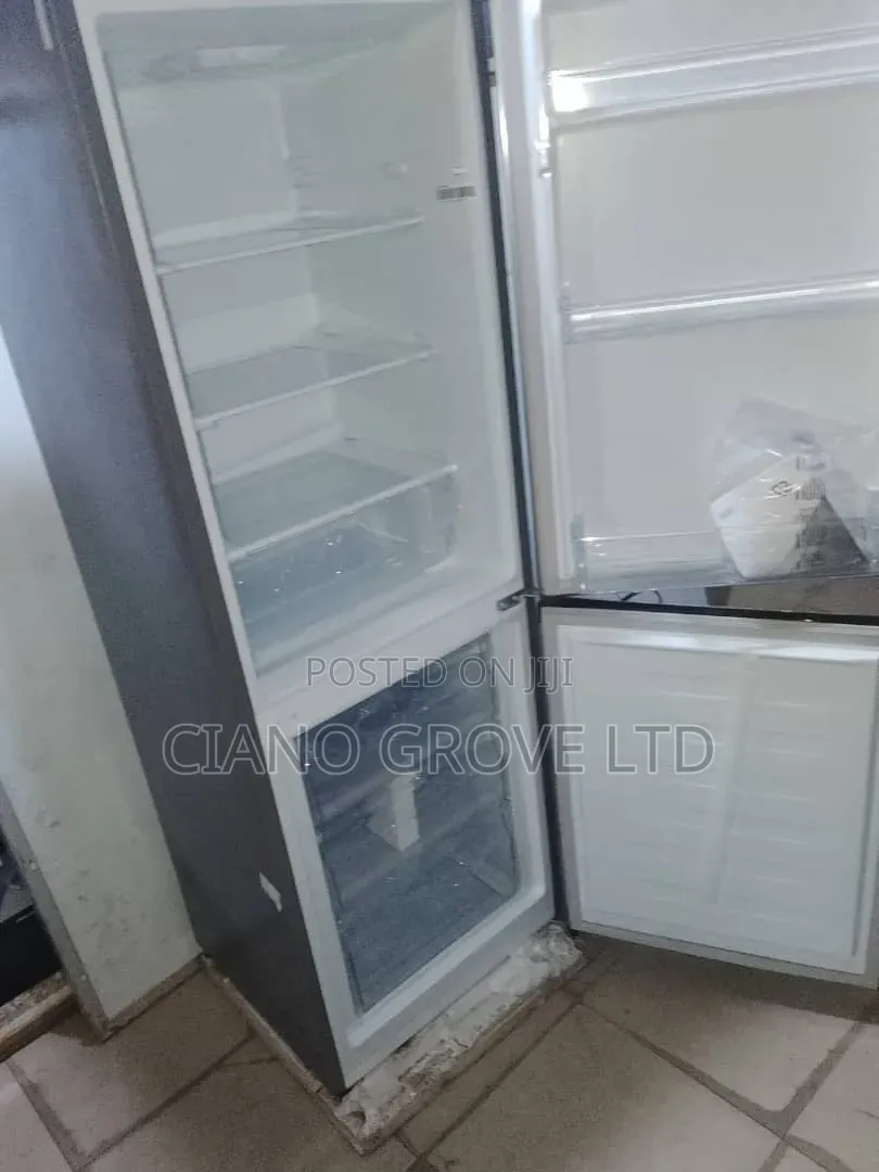 Hisense Refrigerator 290 Liters