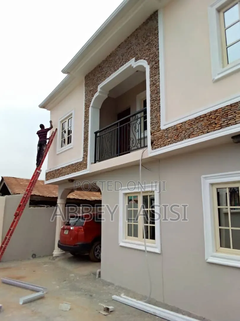 House Painter and 3d Wallpaper Installation