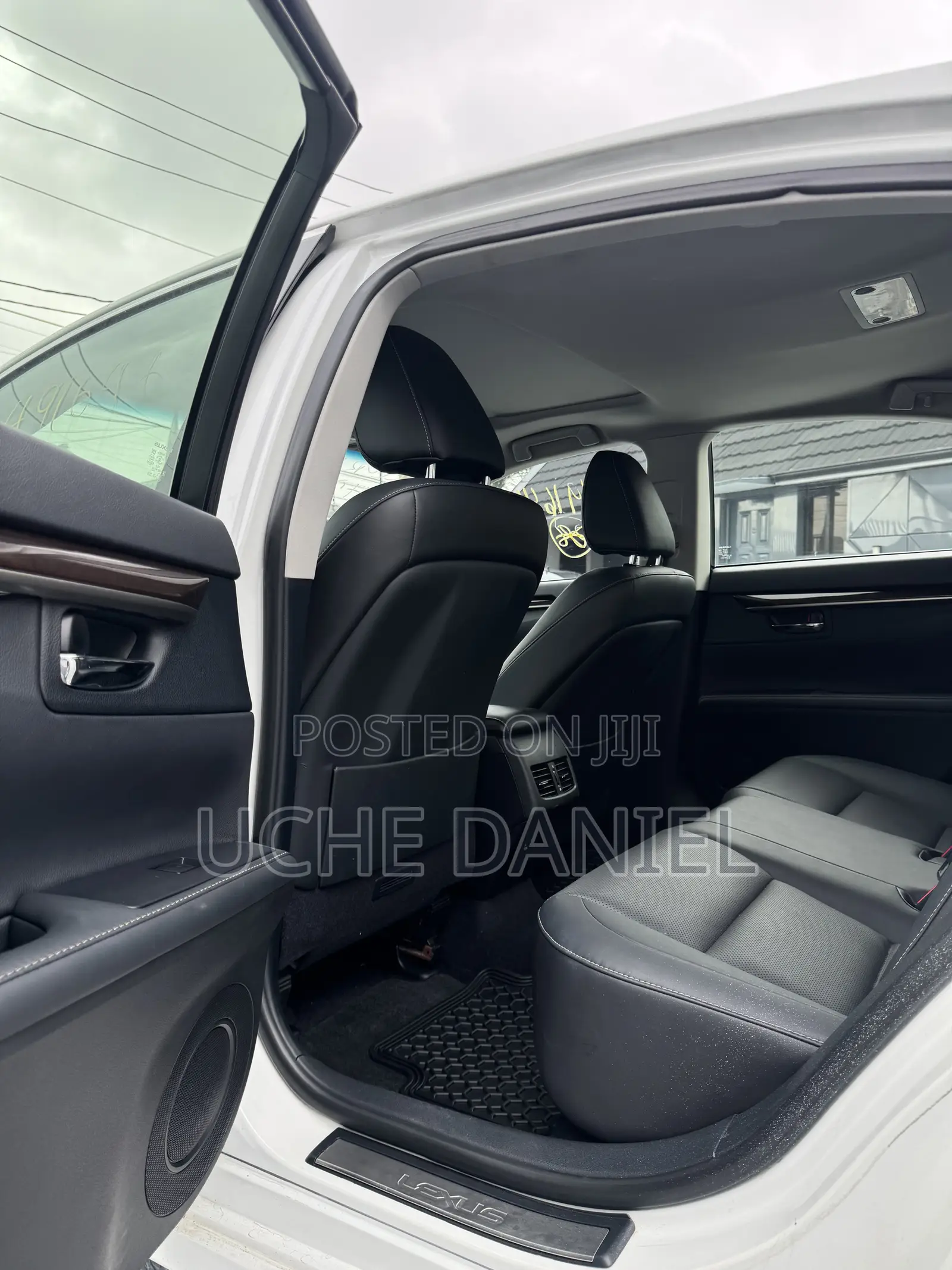 Lexus ES 2015 White