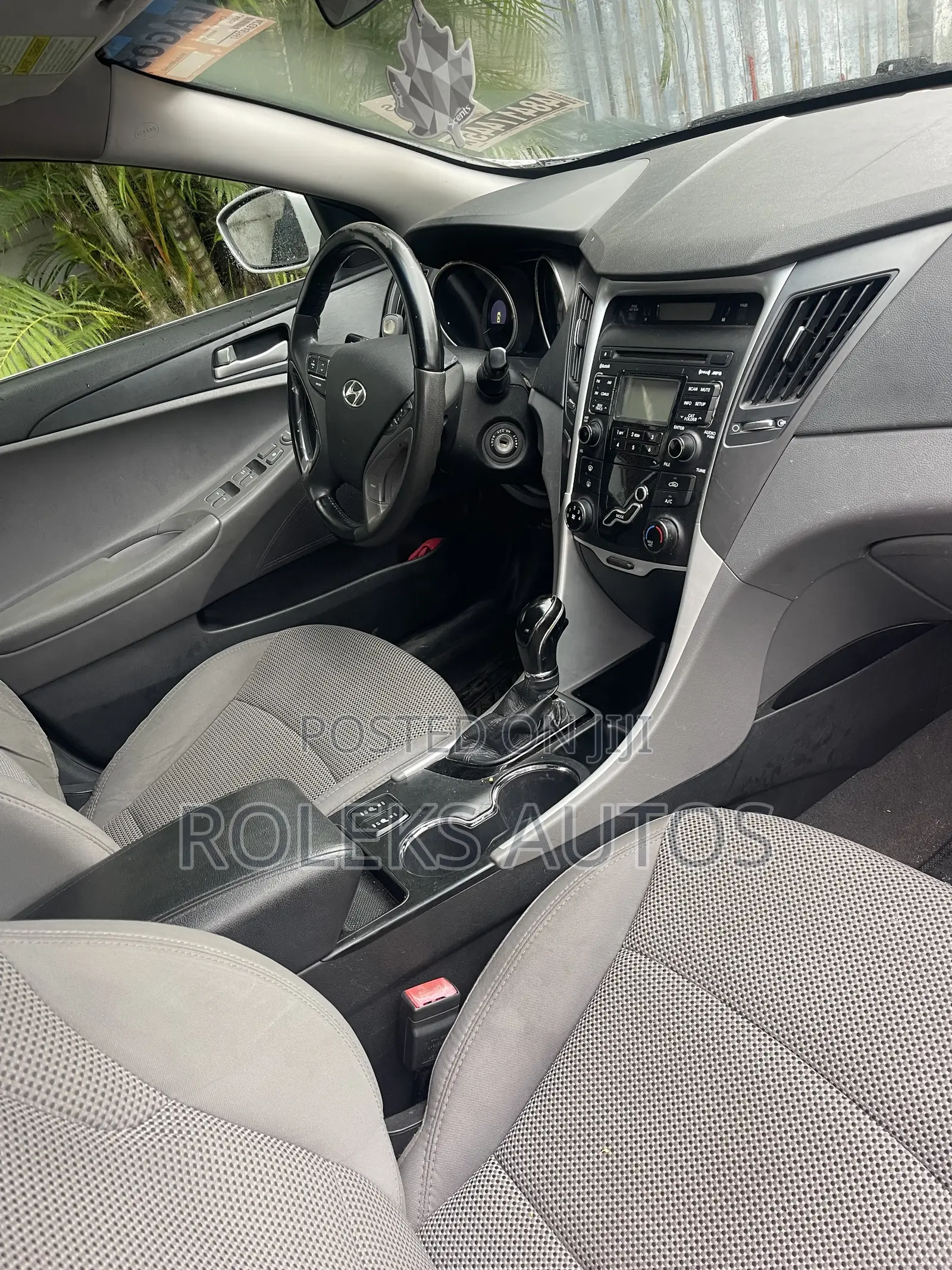 Hyundai Sonata SE Sedan FWD (2.4L 4cyl 6A) 2011 Silver