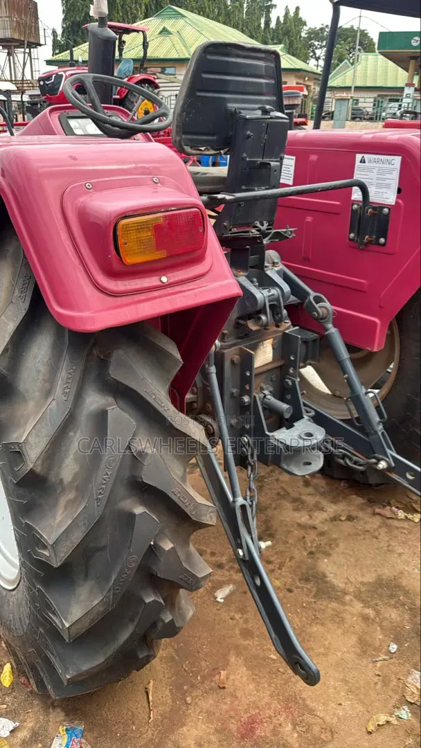 Foreign Used Mahindra 605di Tractor