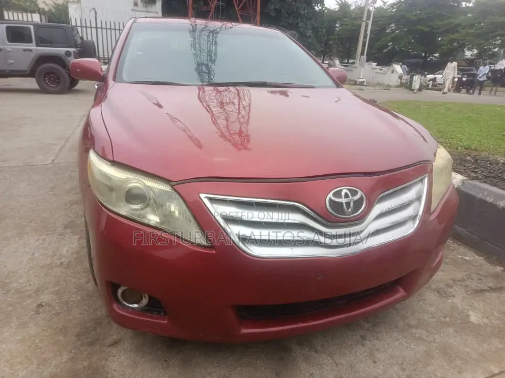 Toyota Camry SE 4dr Sedan (2.5L 4cyl 6AM) 2010 Red