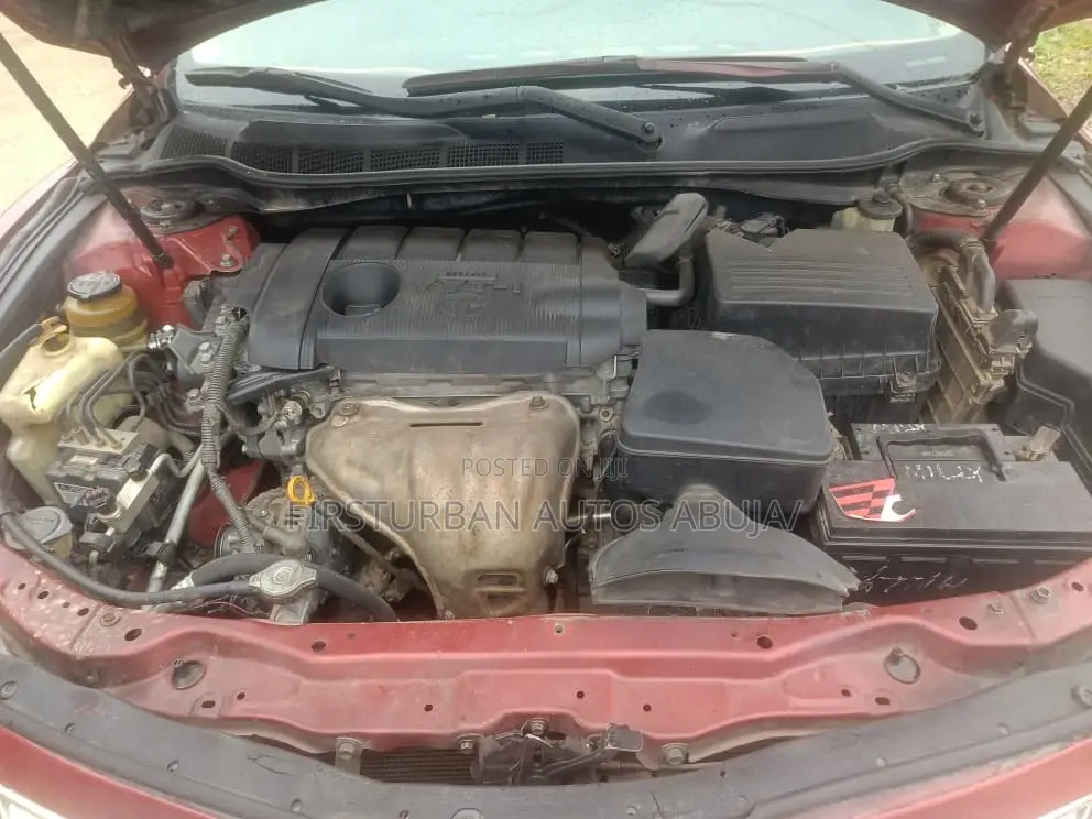 Toyota Camry SE 4dr Sedan (2.5L 4cyl 6AM) 2010 Red