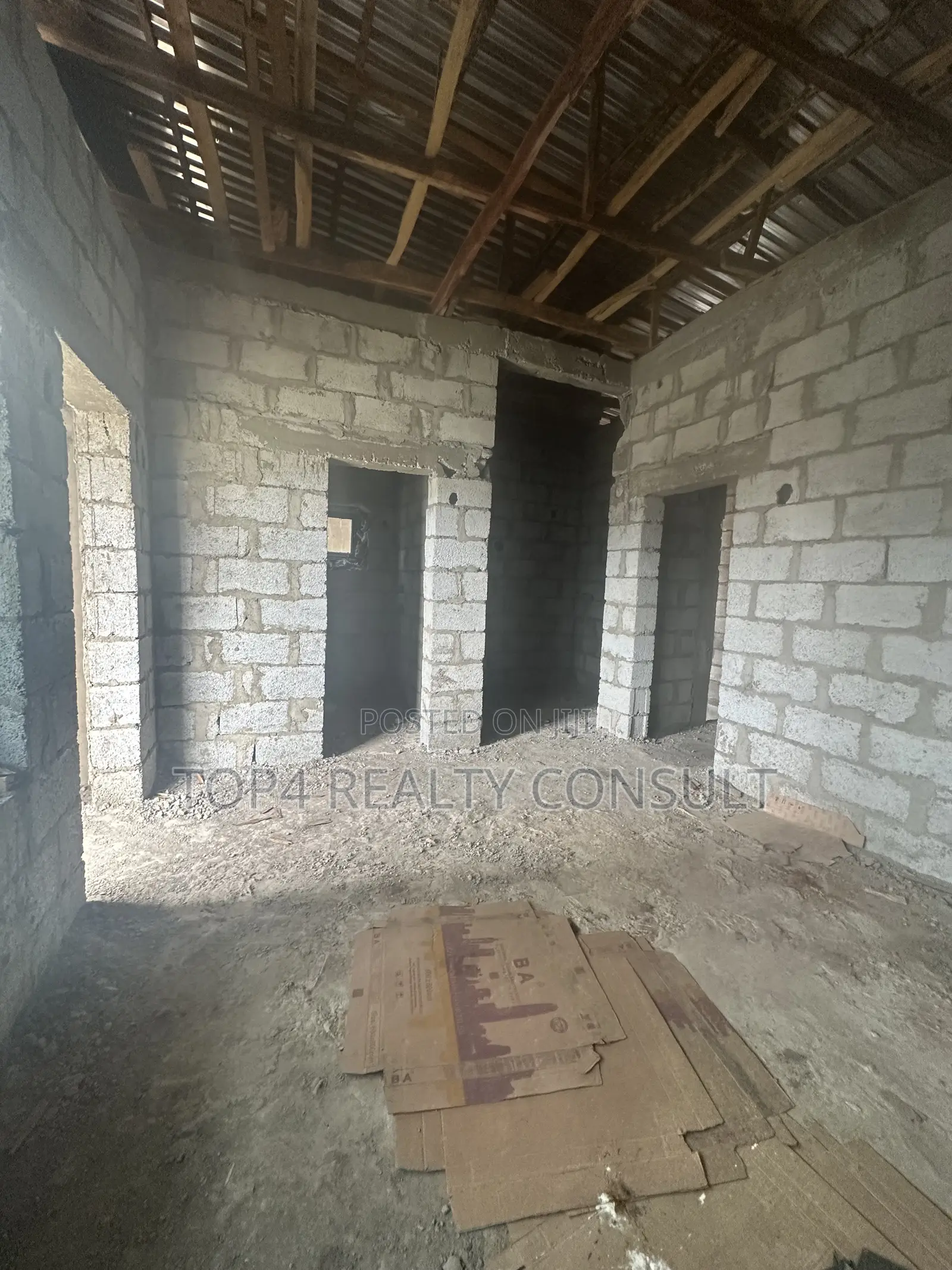 3bdrm Apartment in Crescent Garden, Kuje for sale