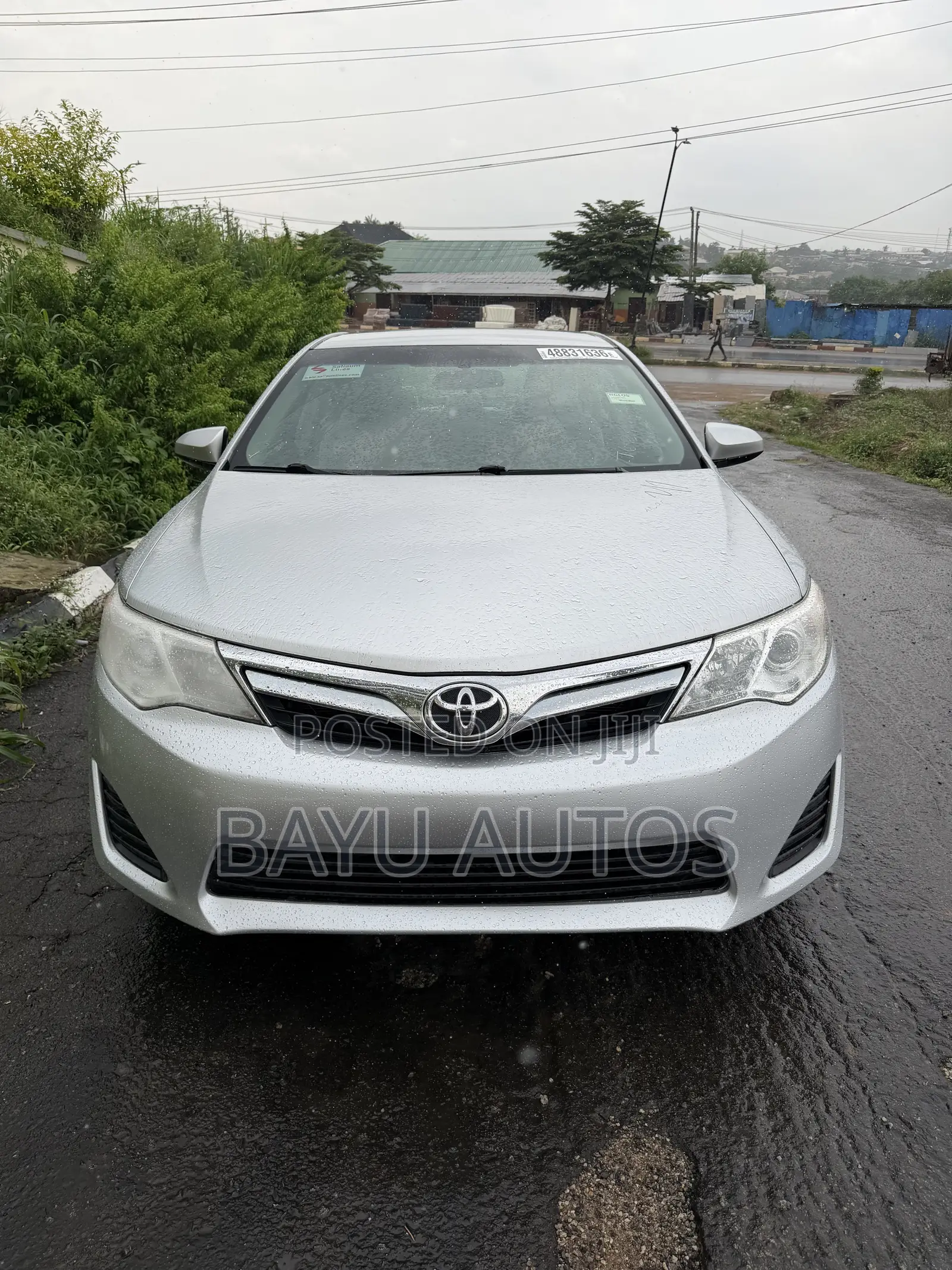 Toyota Camry LE 4dr Sedan (2.5L 4cyl 6A) 2013 Silver