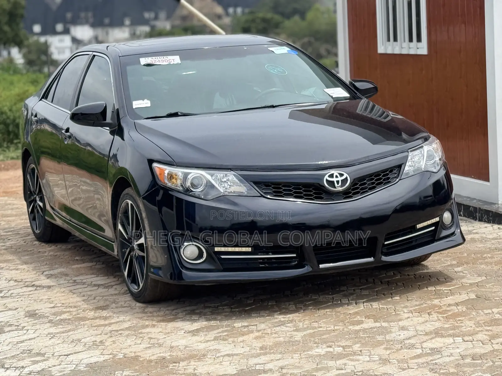 Toyota Camry SE 4dr Sedan (2.5L 4cyl 6A) 2013 Black
