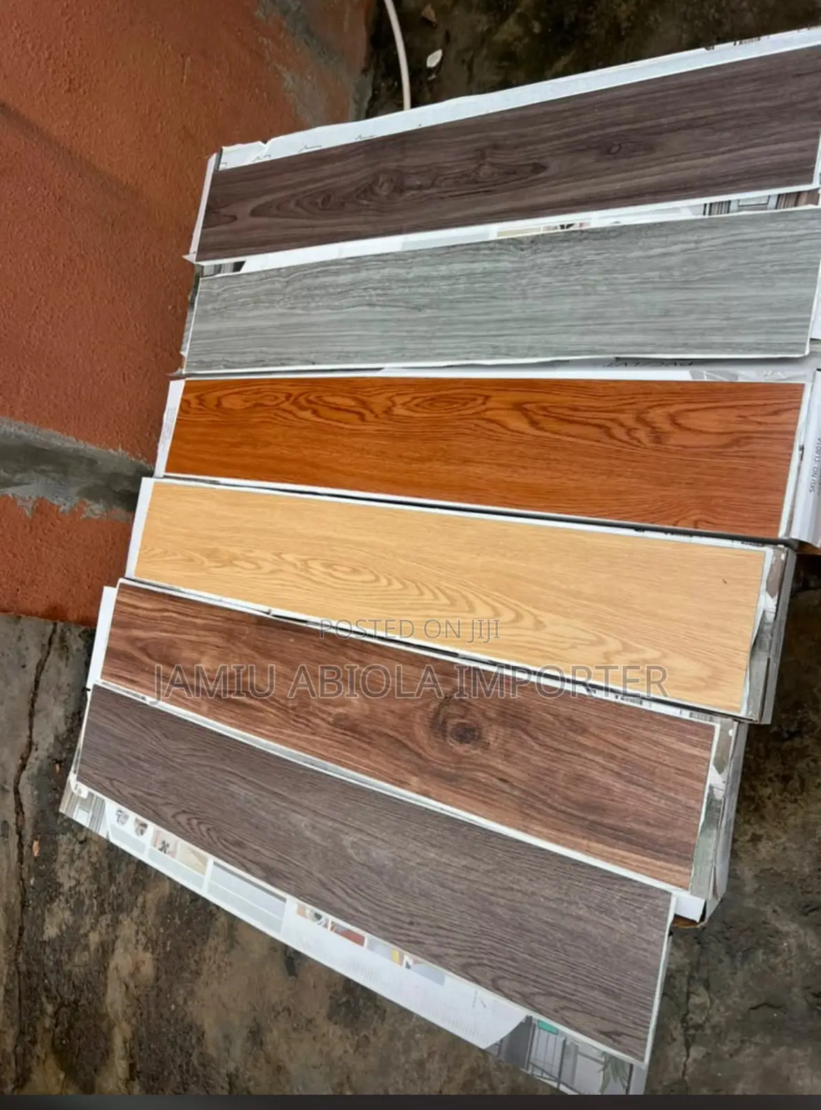 Vinly Wooden Rubber Tiles Self Adhesive 36 Pieces 5.1mters