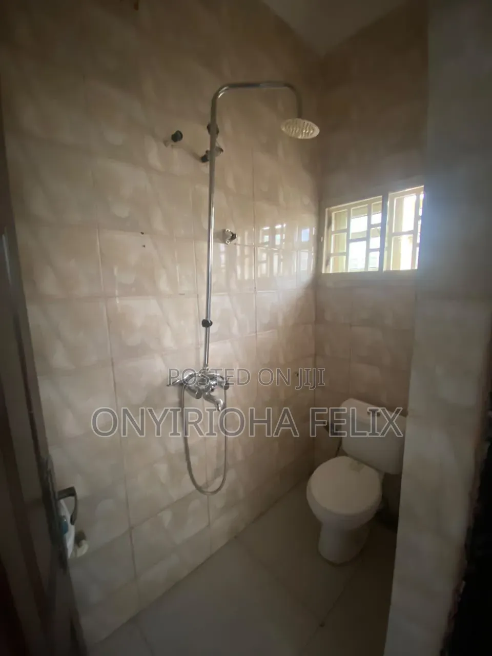4bdrm Bungalow in Gwarinpa Off 3Rd, Bunkoro for rent