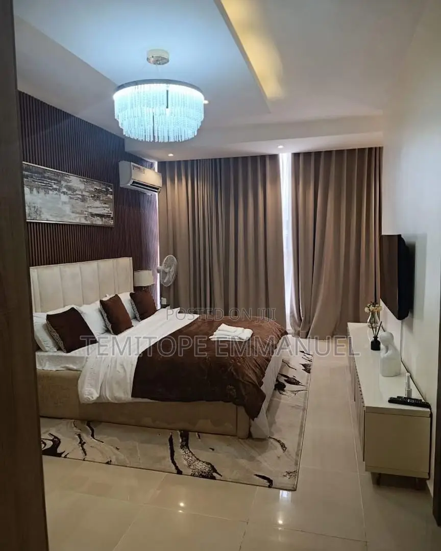 Furnished 3bdrm Apartment in Victoria Island for sale