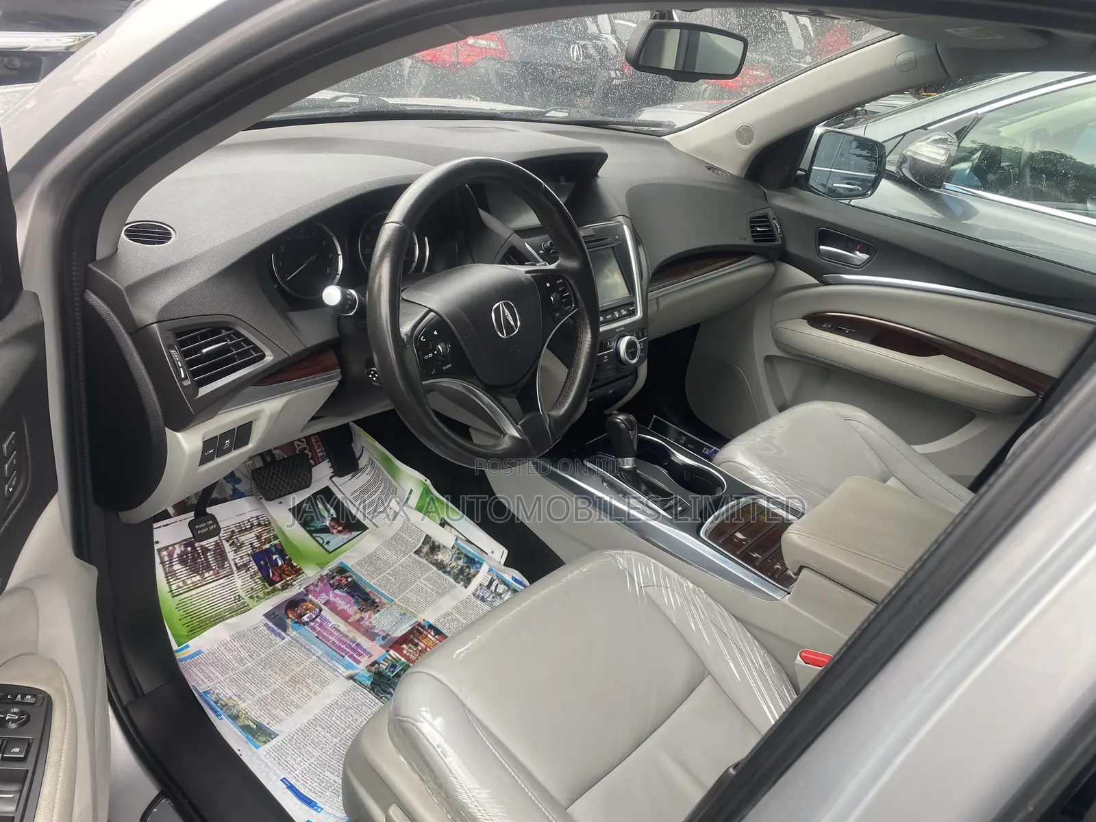 Acura MDX Advance and Entertainment Packages 4dr SUV (3.5L 6cyl 6A)