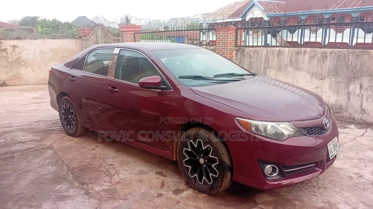 Toyota Camry 2012 Burgundy
