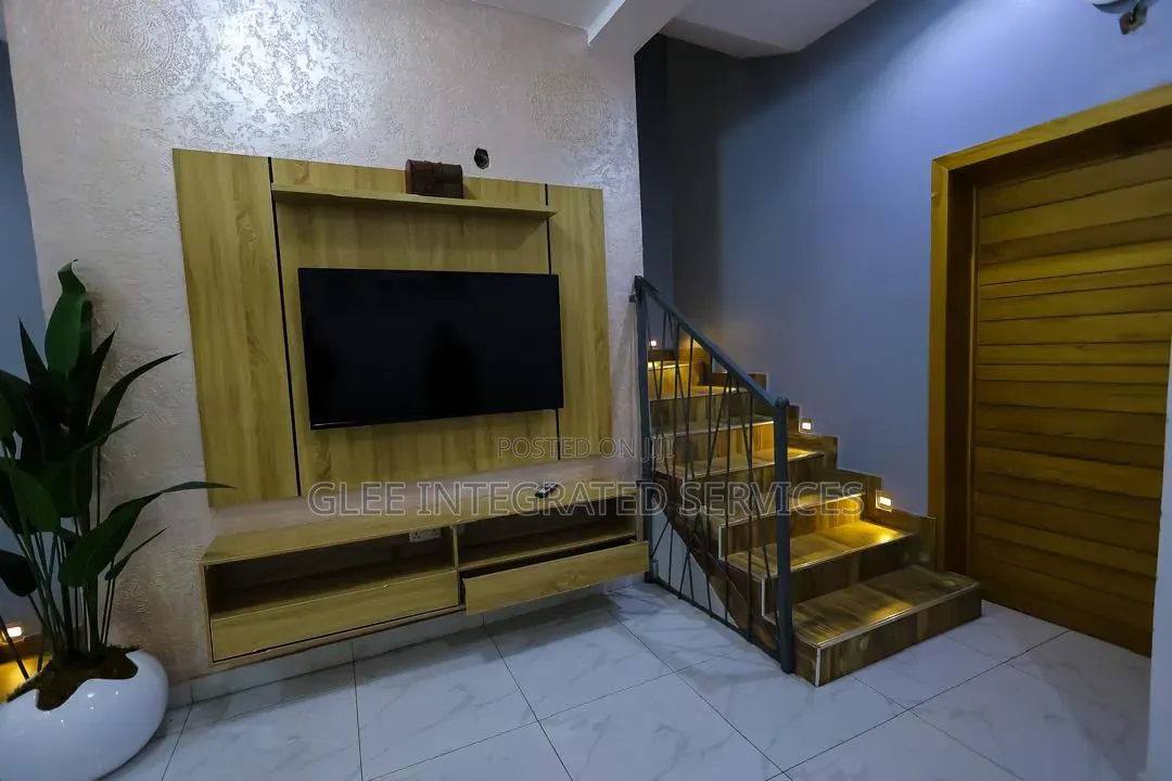 Furnished 4bdrm Townhouse / Terrace in Magodo Phase 2 for rent