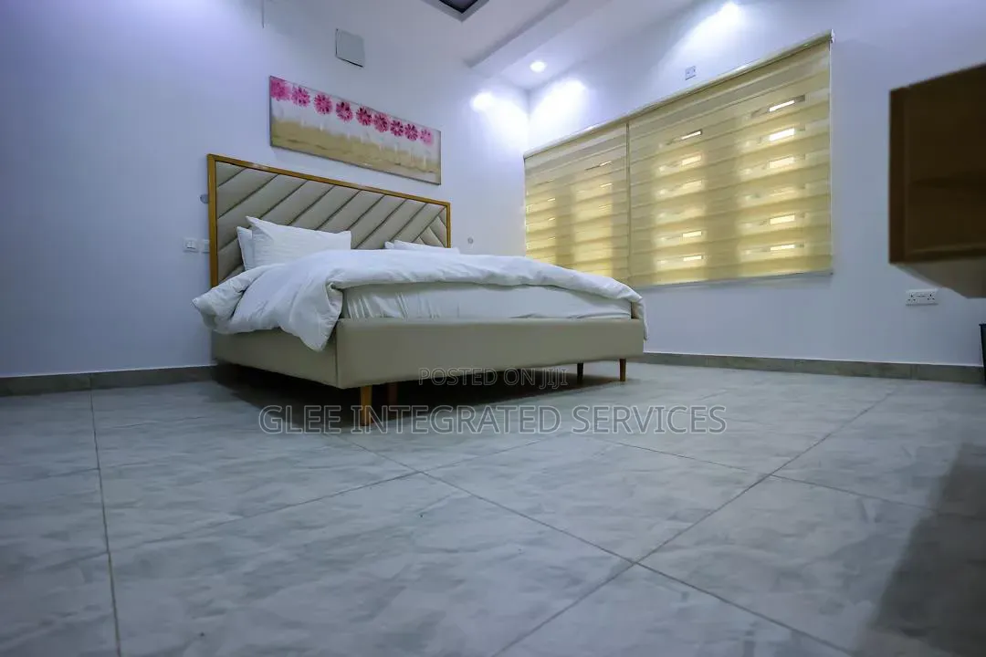 Furnished 4bdrm Townhouse / Terrace in Magodo Phase 2 for rent