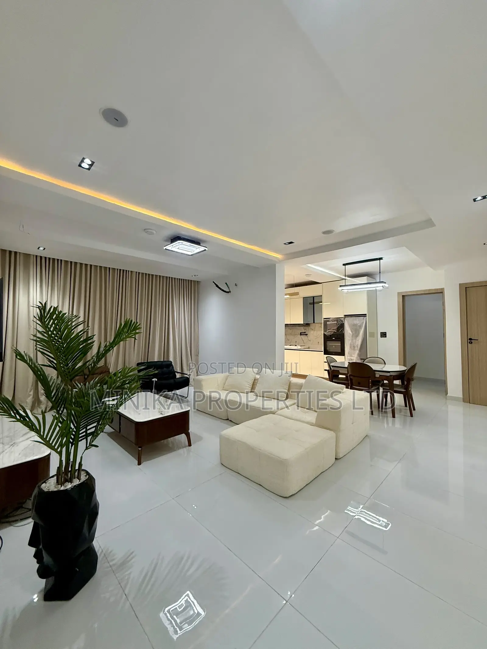 Furnished 3bdrm Apartment in Lekki Phase 1 for sale