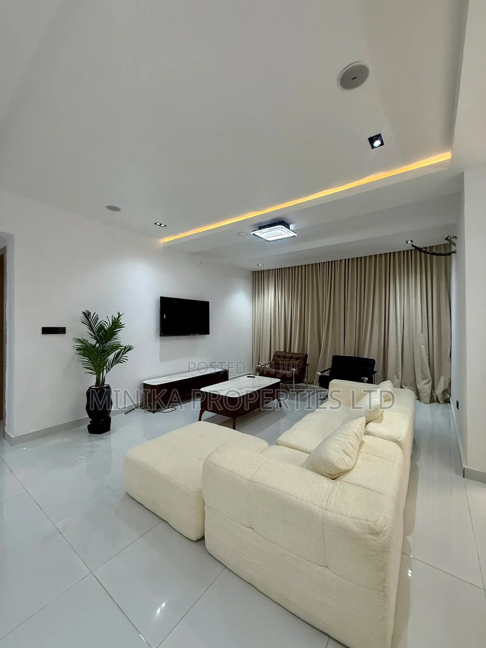 Furnished 3bdrm Apartment in Lekki Phase 1 for sale