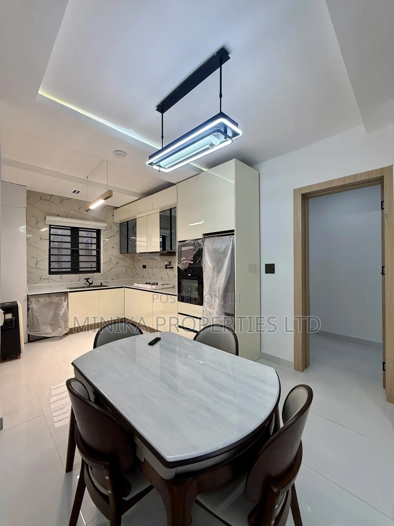 Furnished 3bdrm Apartment in Lekki Phase 1 for sale