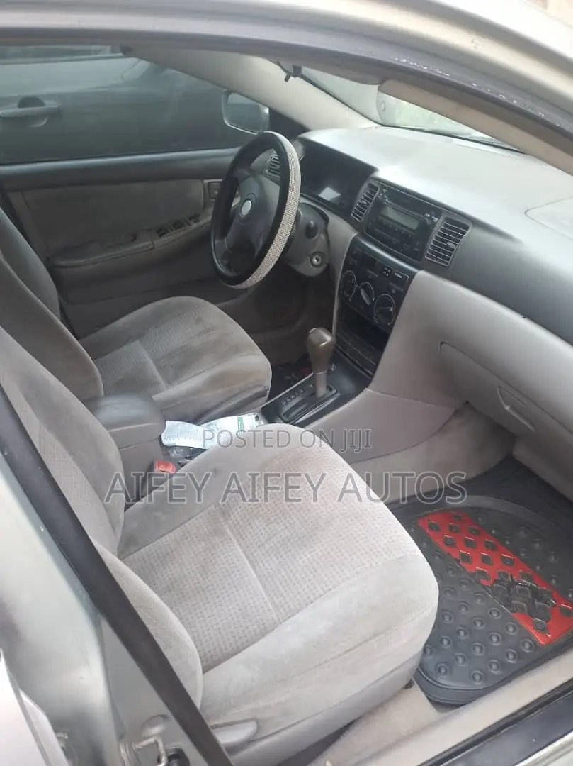 Toyota Corolla 2007 Gray