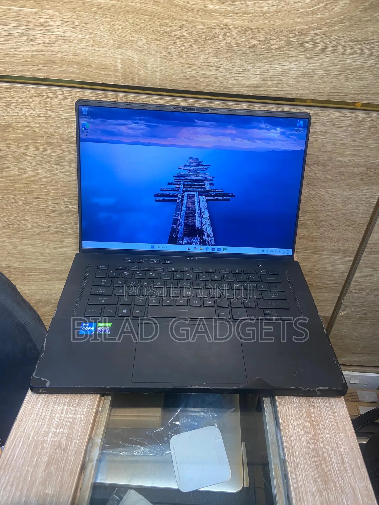 Laptop Asus ROG Zephyrus G14 16GB AMD Ryzen 9 SSD 1T