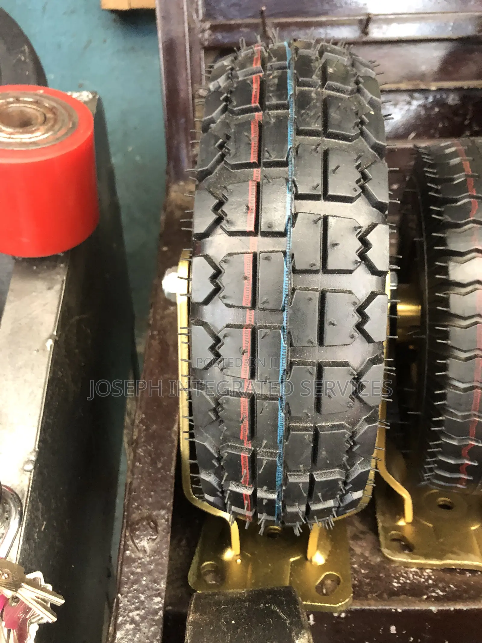 10-Inch 4.10/3.50-4 Pneumatic Rubber Tire and Wheel Assembly (Four Set