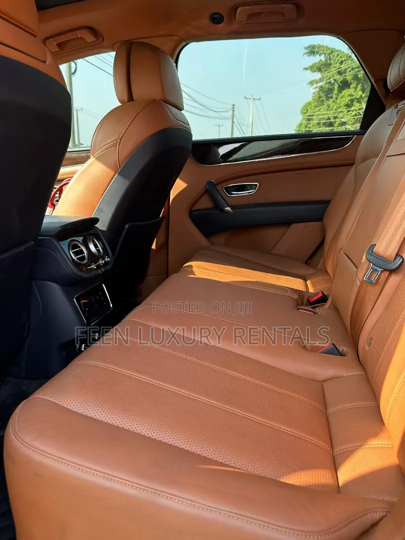 Bentley Bentayga 4.0a for Rent - Car for Hire