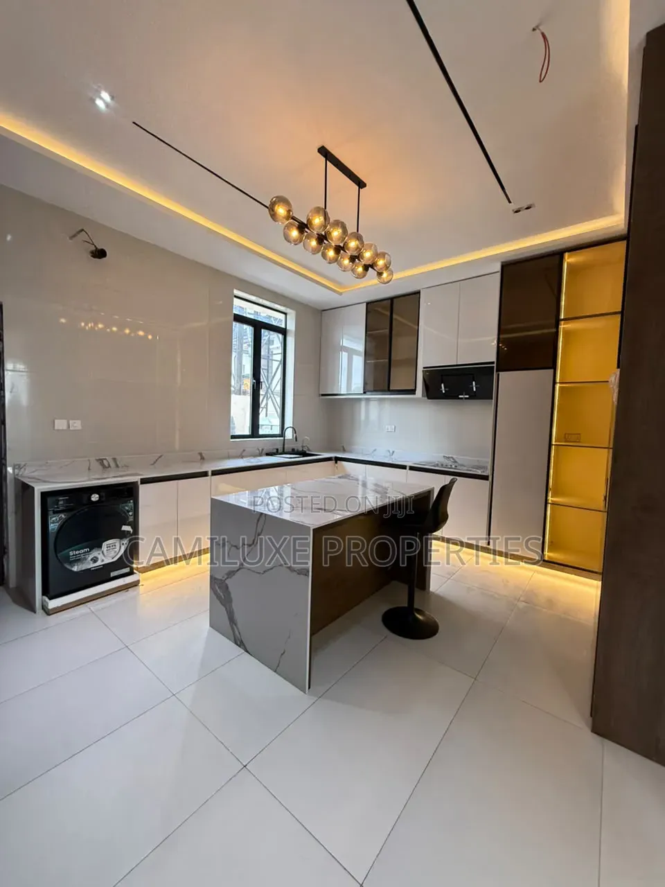 5bdrm Duplex in Orchid, Lekki Phase 1 for sale