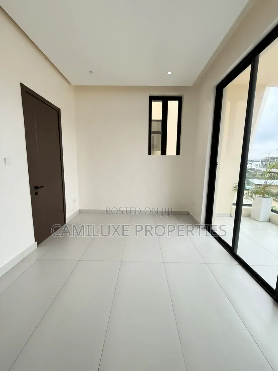 5bdrm Duplex in Orchid, Lekki Phase 1 for sale