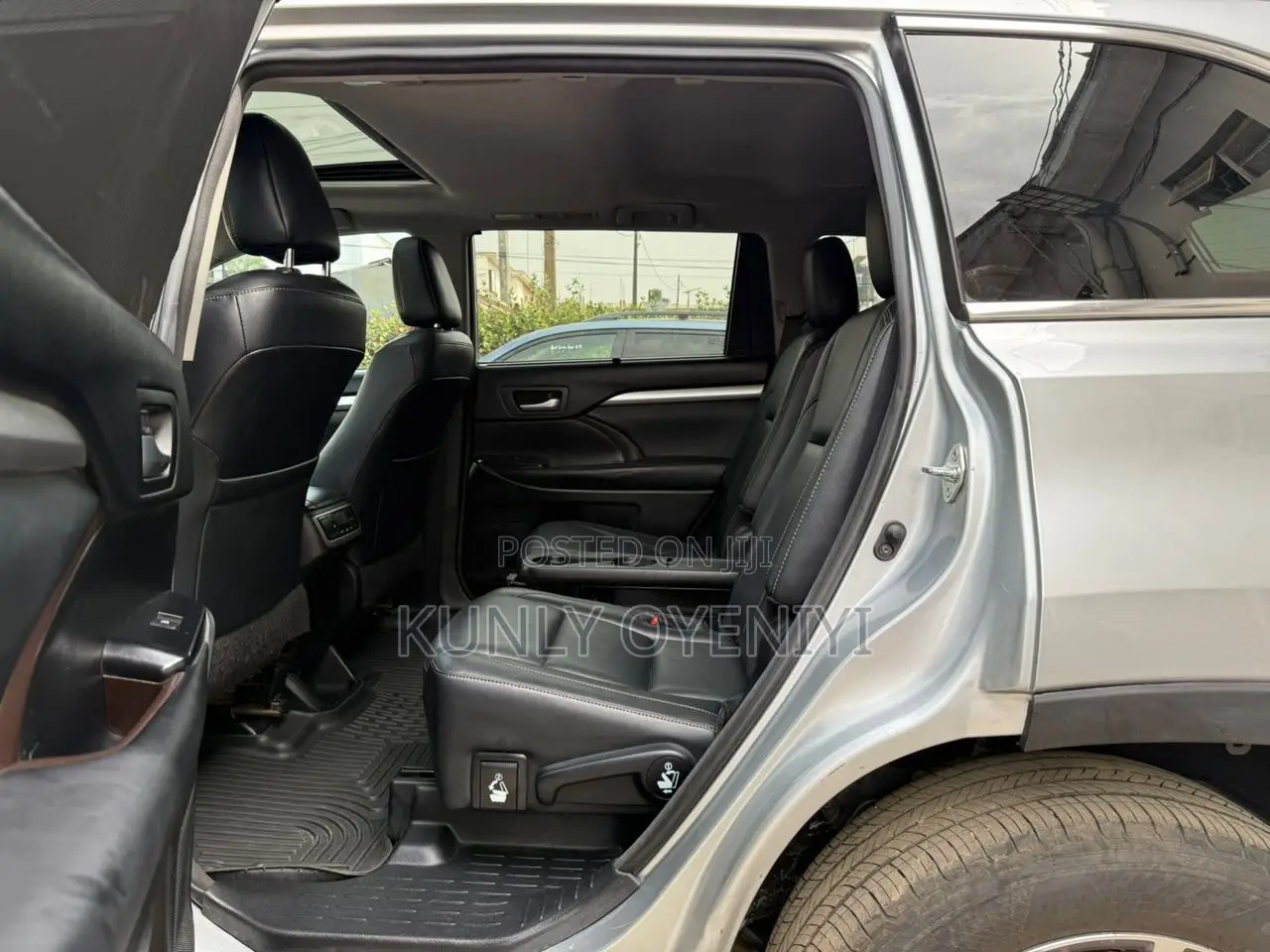 Toyota Highlander XLE 4x2 V6 (3.5L 6cyl 8A) 2018 Silver