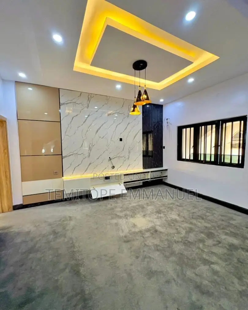 Furnished 6bdrm Duplex in Lekki for rent
