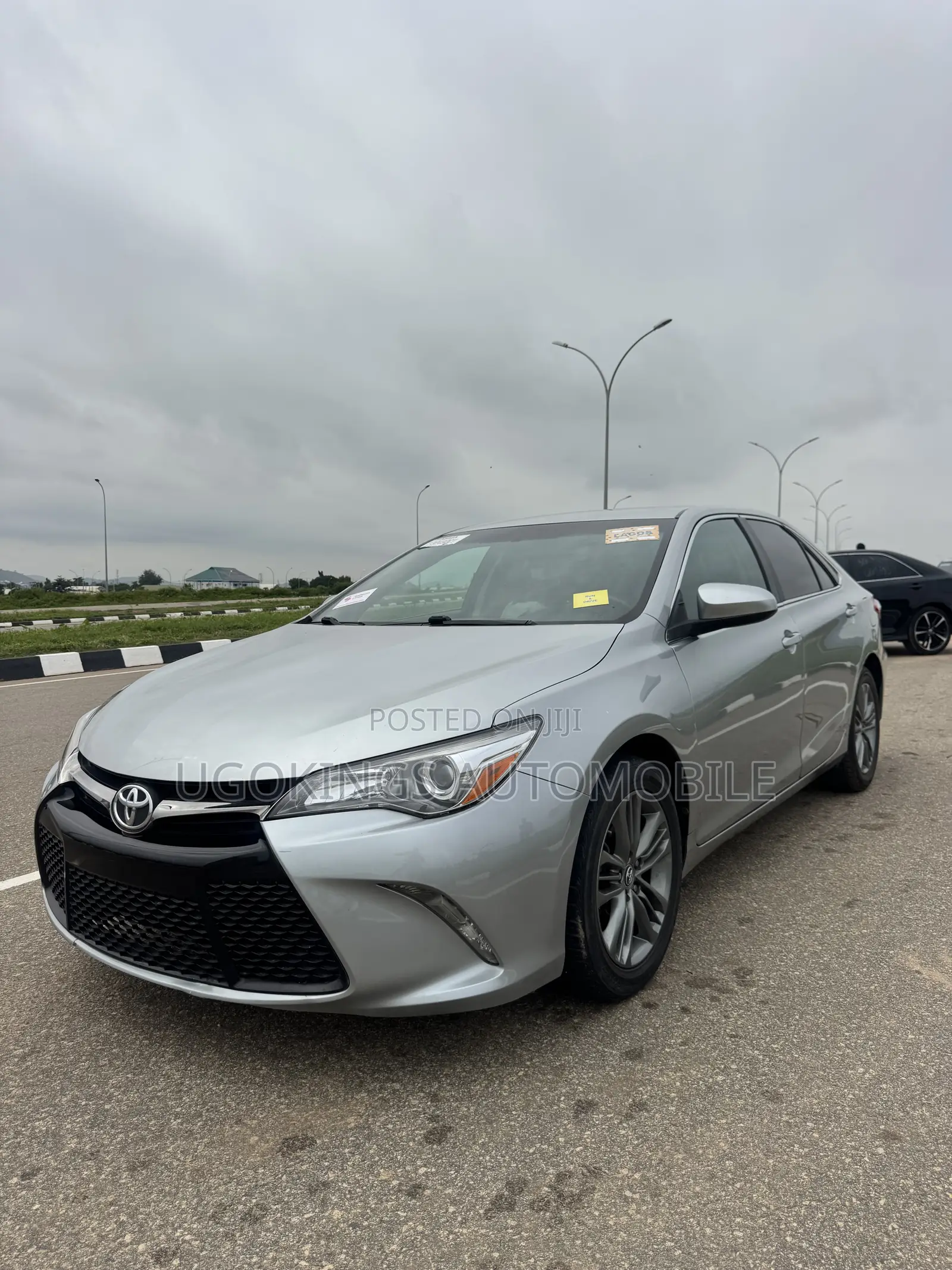 Toyota Camry SE 4dr Sedan (2.5L 4cyl 6A) 2016 Silver