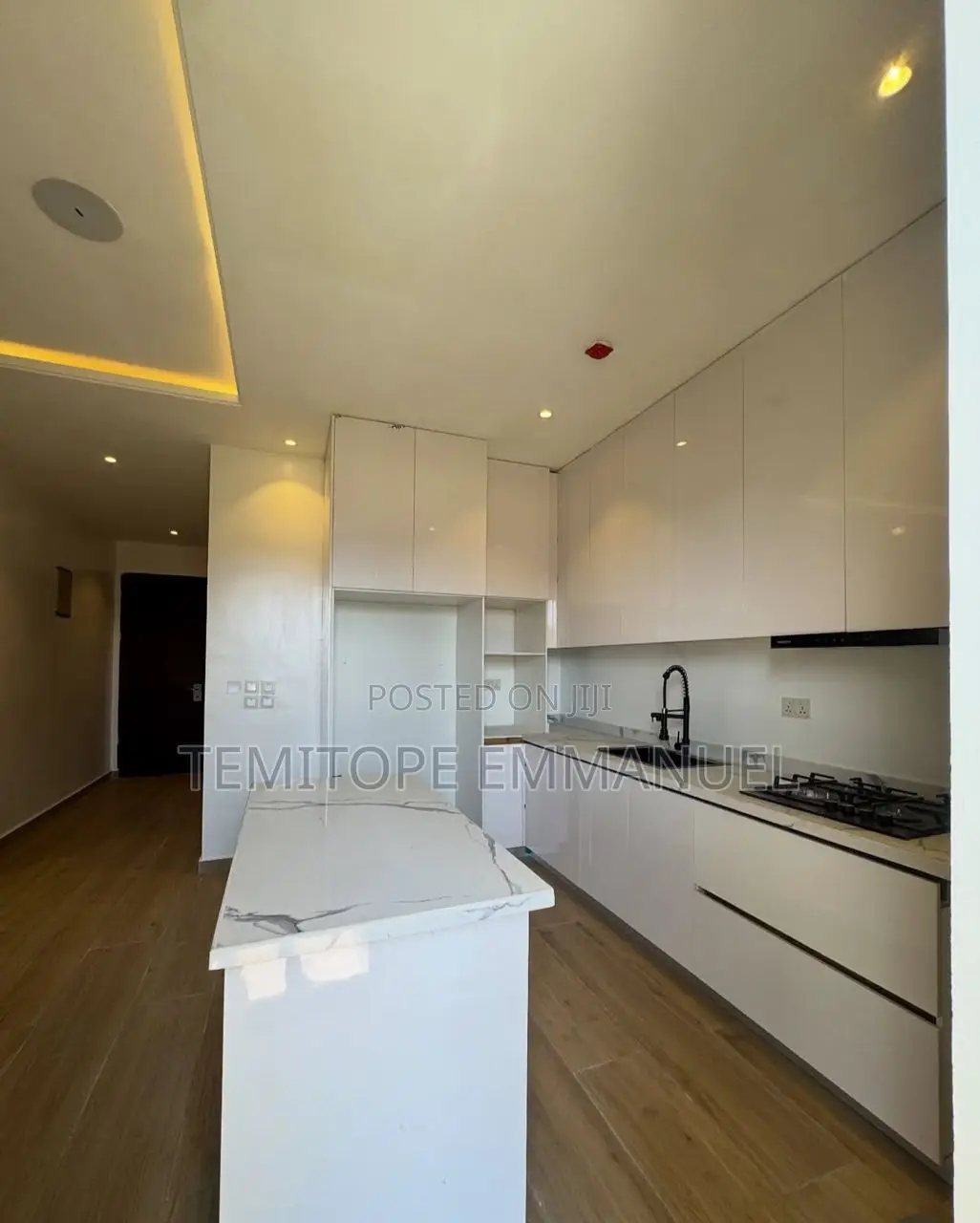 Furnished 19bdrm Apartment in Ikate for sale