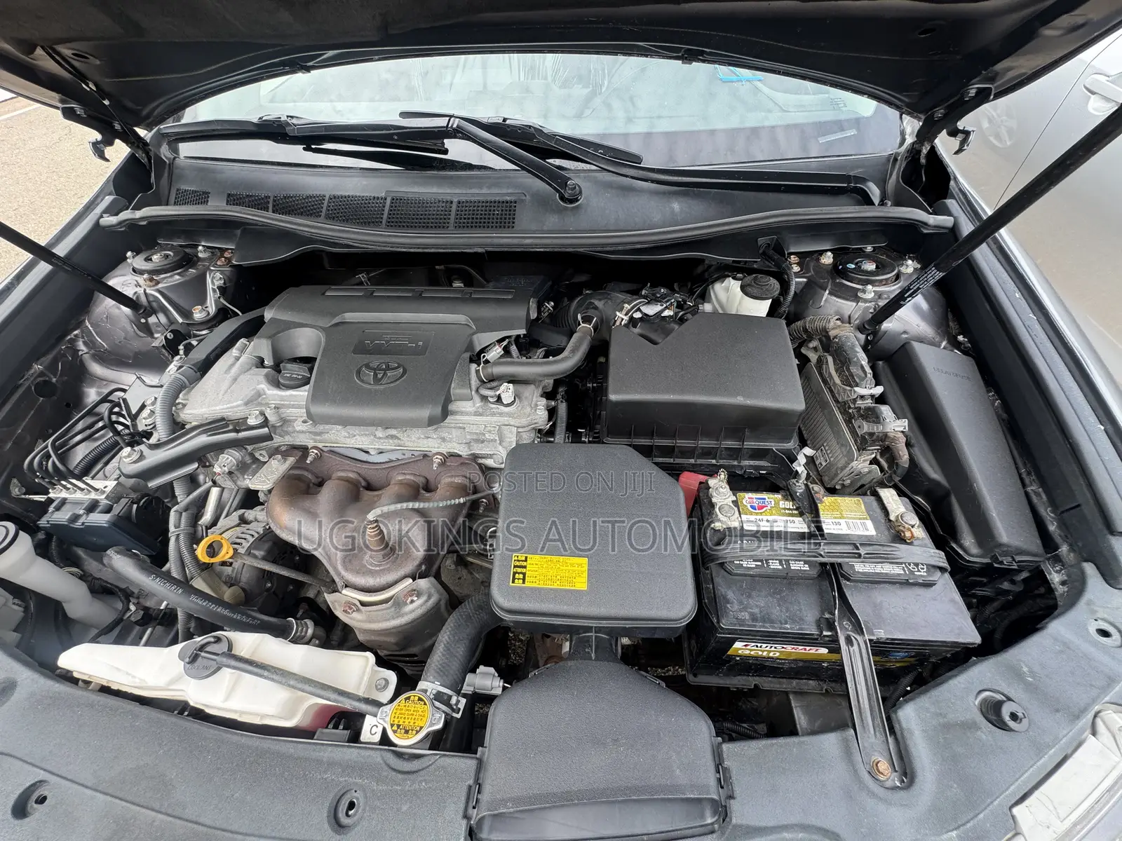 Toyota Camry SE 4dr Sedan (2.5L 4cyl 6A) 2013 Gray