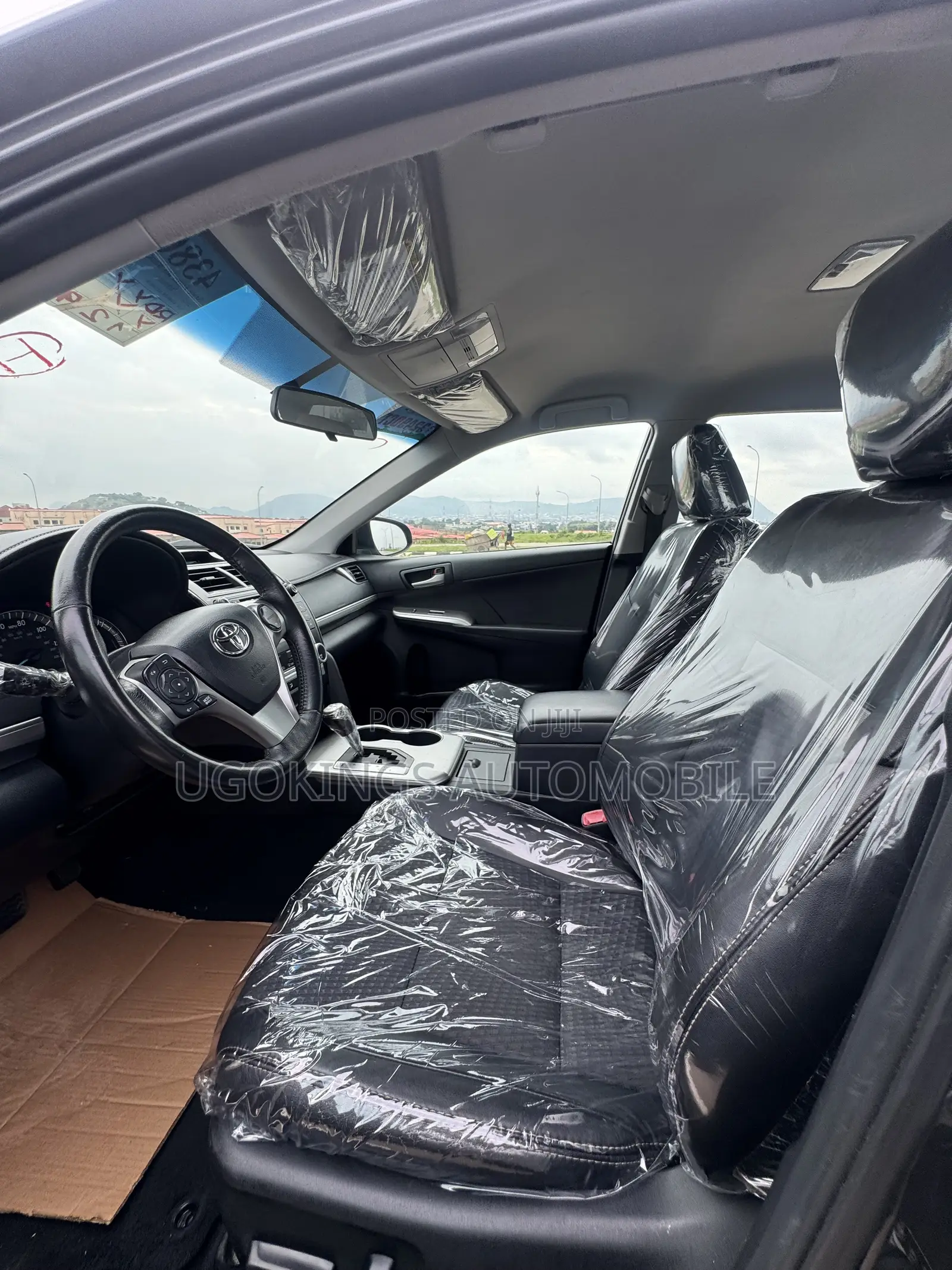 Toyota Camry SE 4dr Sedan (2.5L 4cyl 6A) 2013 Gray