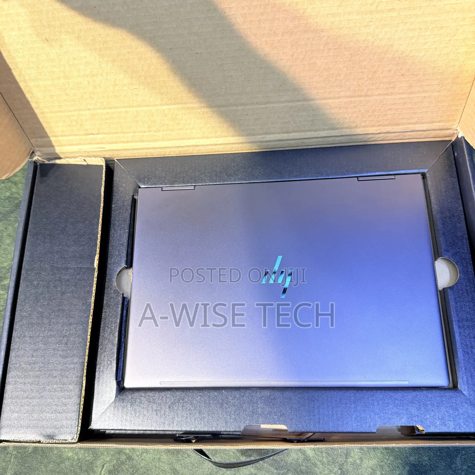 Laptop HP Envy x360 8GB AMD Ryzen 5 SSD 256GB