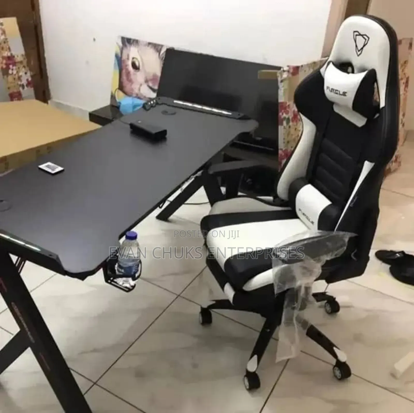 Gaming Chair and Table