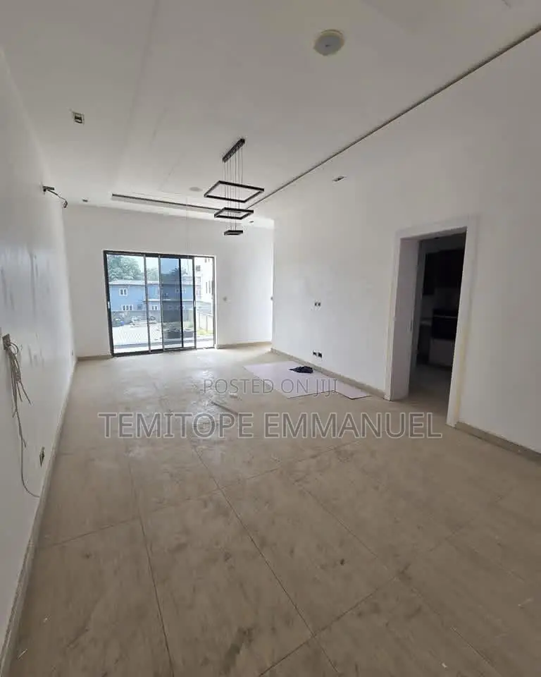 Furnished 3bdrm Apartment in Ikeja GRA for sale