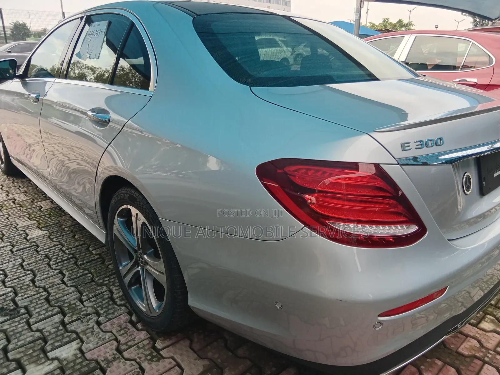 Mercedes-Benz E300 4Matic AWD Sedan (2.0L 4cyl 9A) 2017 Silver
