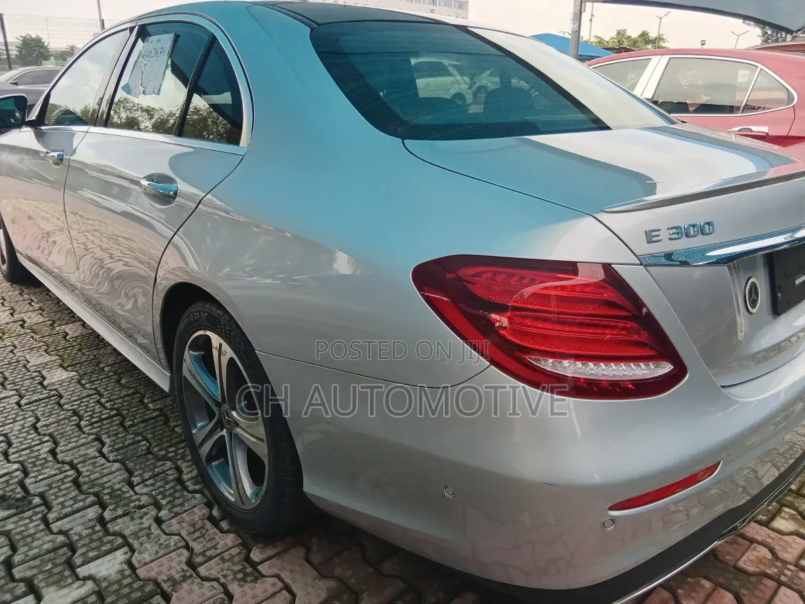 Mercedes-Benz E300 4Matic AWD Sedan (2.0L 4cyl 9A) 2017 Silver