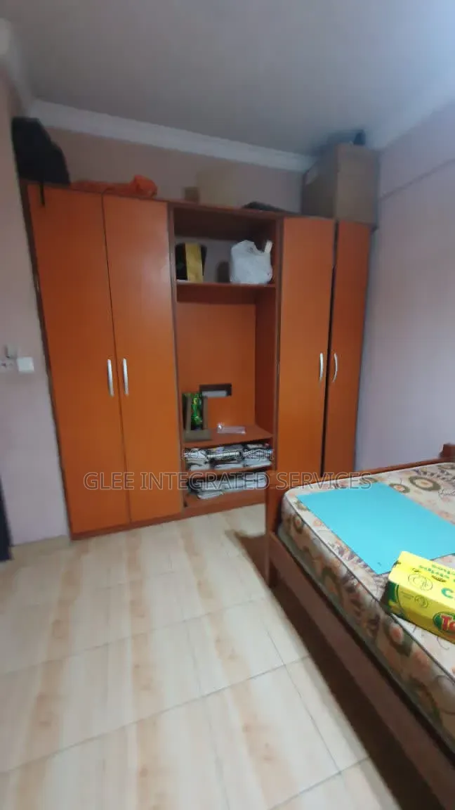 3bdrm Block of Flats in Akoka for sale