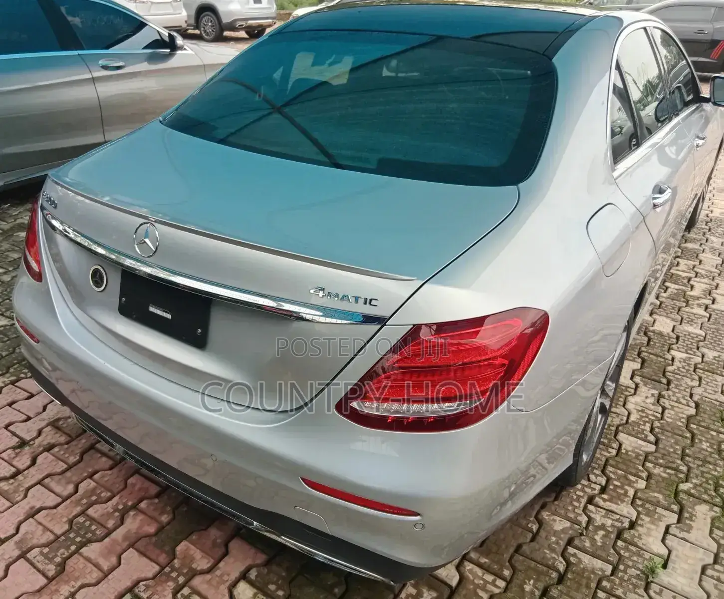 Mercedes-Benz E300 4Matic AWD Sedan (2.0L 4cyl 9A) 2017 Silver