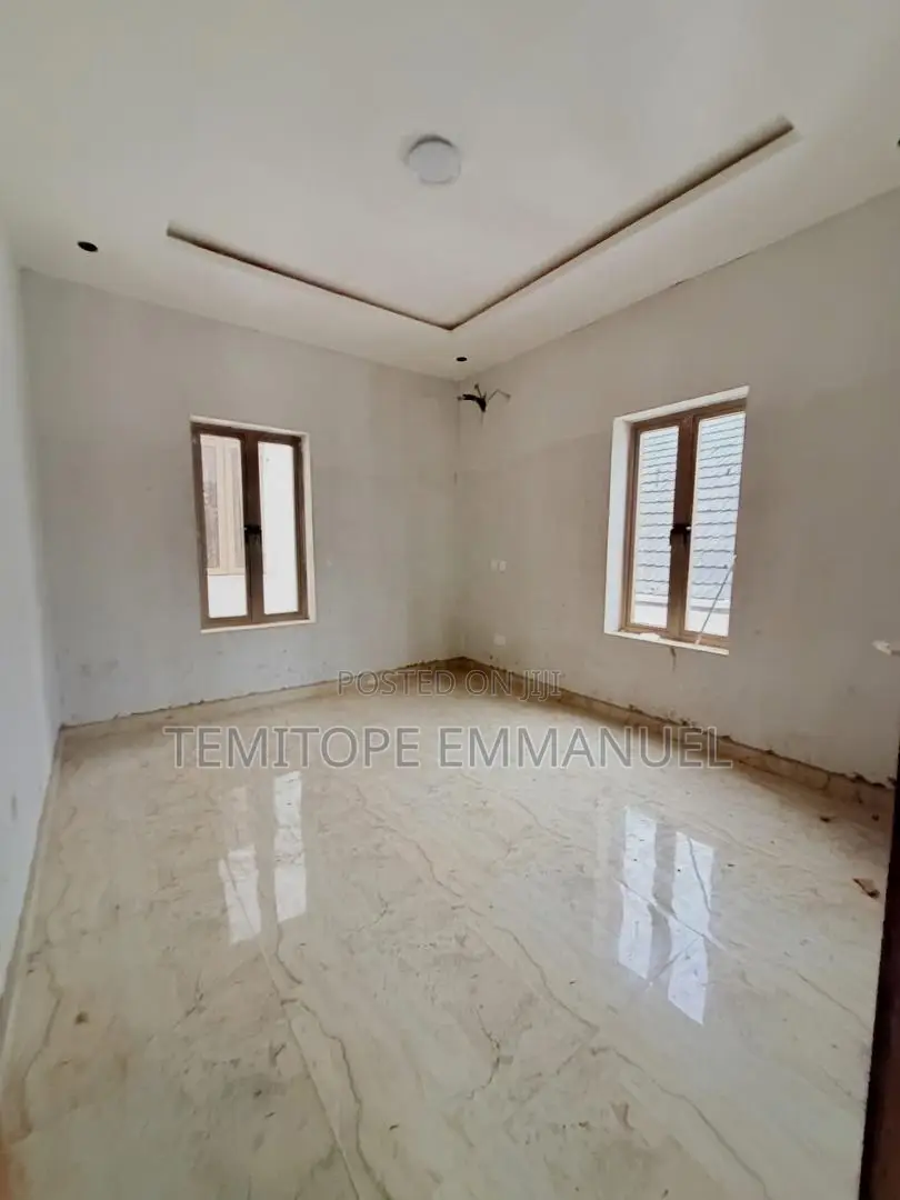 Furnished 5bdrm Duplex in GRA Phase 2 Shangisha for sale