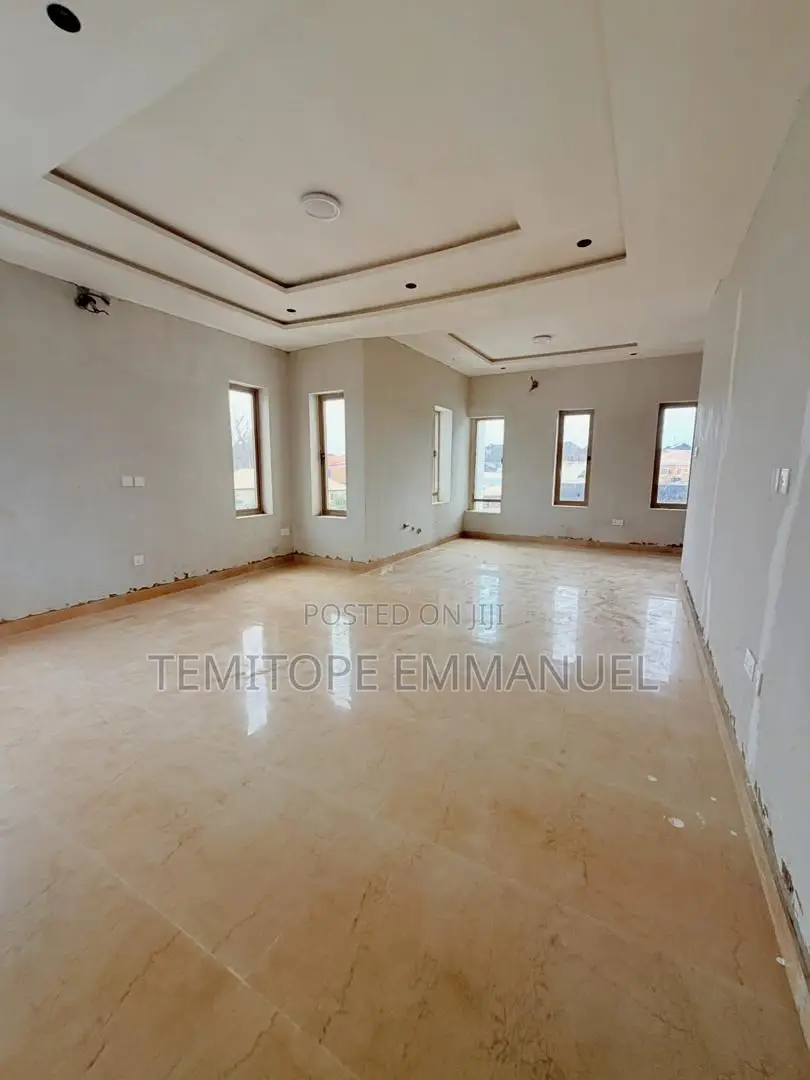 Furnished 5bdrm Duplex in GRA Phase 2 Shangisha for sale
