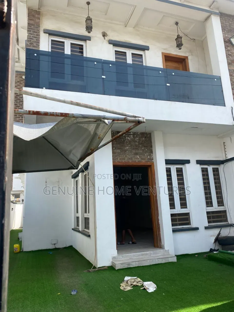 Furnished 3bdrm Duplex in Ikota for sale