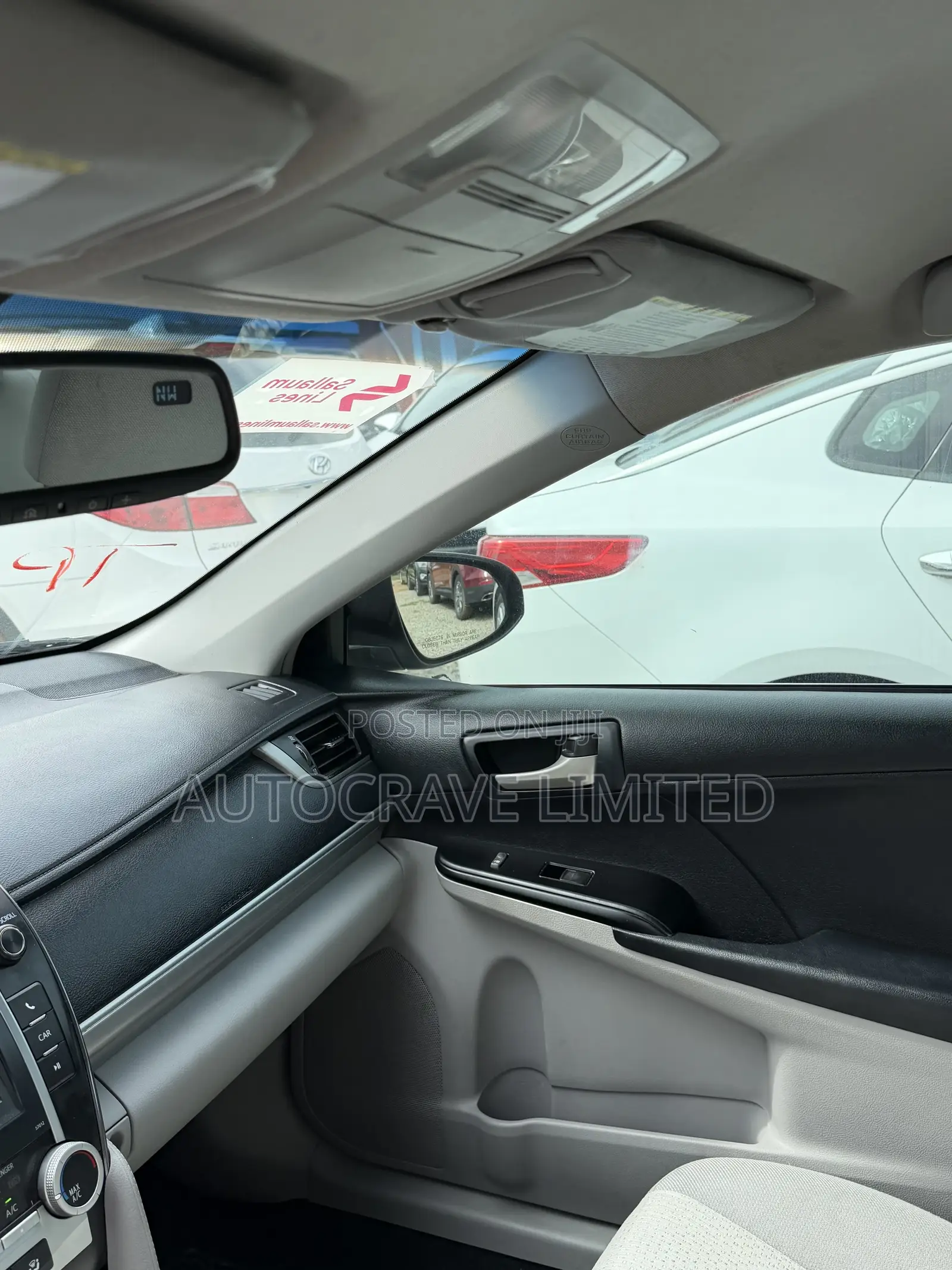 Toyota Camry LE 4dr Sedan (2.5L 4cyl 6A) 2013 Silver