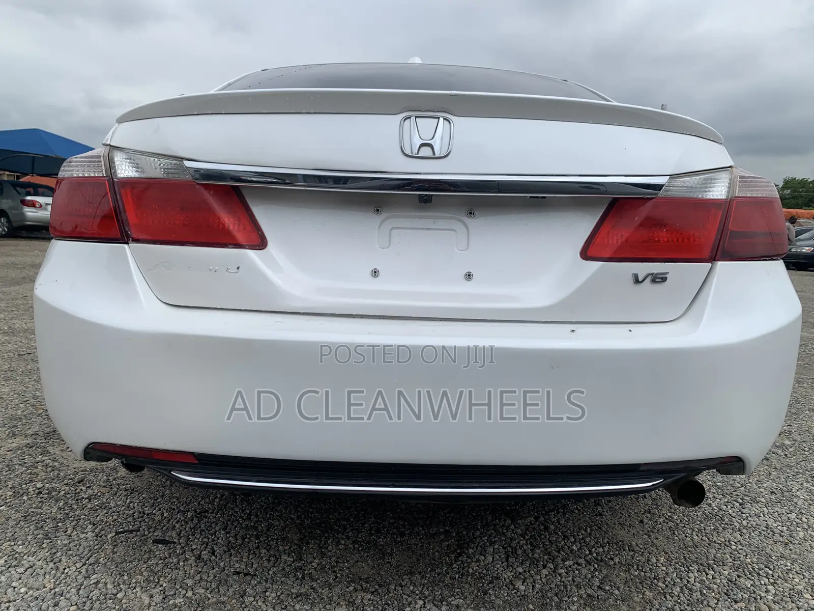 Honda Accord EX-L V-6 4dr Sedan w/Navigation (3.5L 6cyl 6A) 2014 White