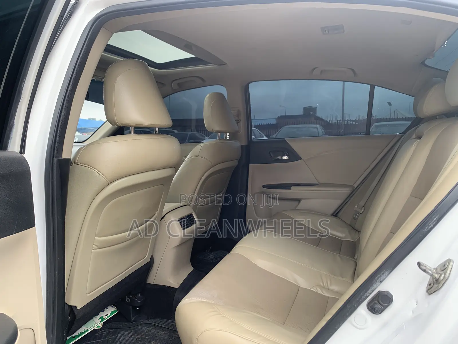 Honda Accord EX-L V-6 4dr Sedan w/Navigation (3.5L 6cyl 6A) 2014 White