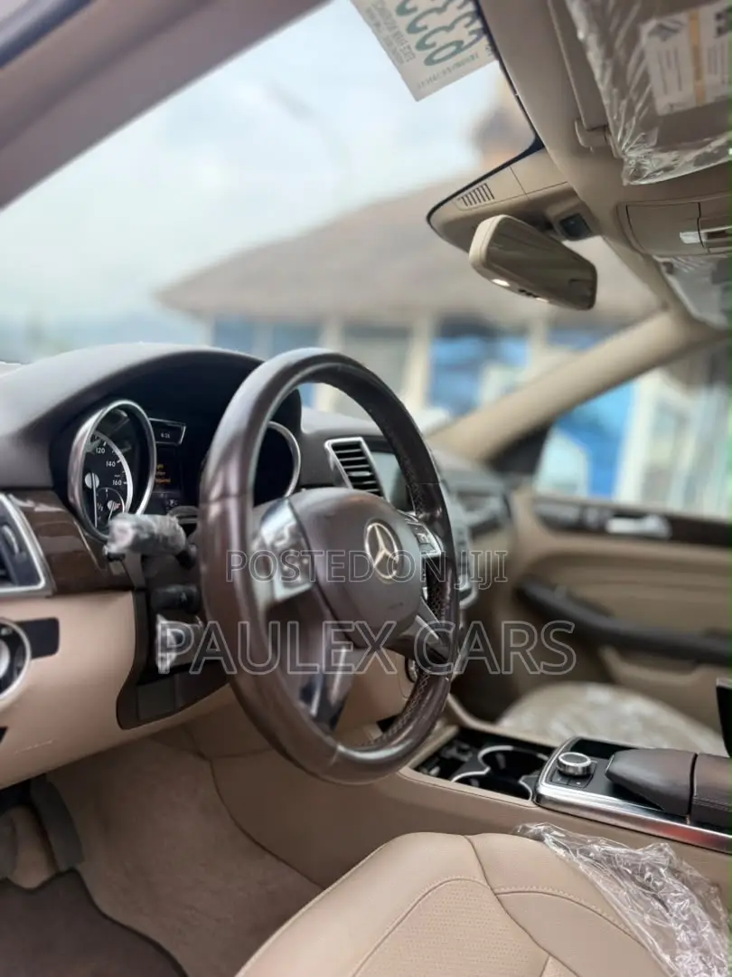 Mercedes-Benz M Class ML350 4dr SUV (3.5L 6cyl 7A) 2014 White