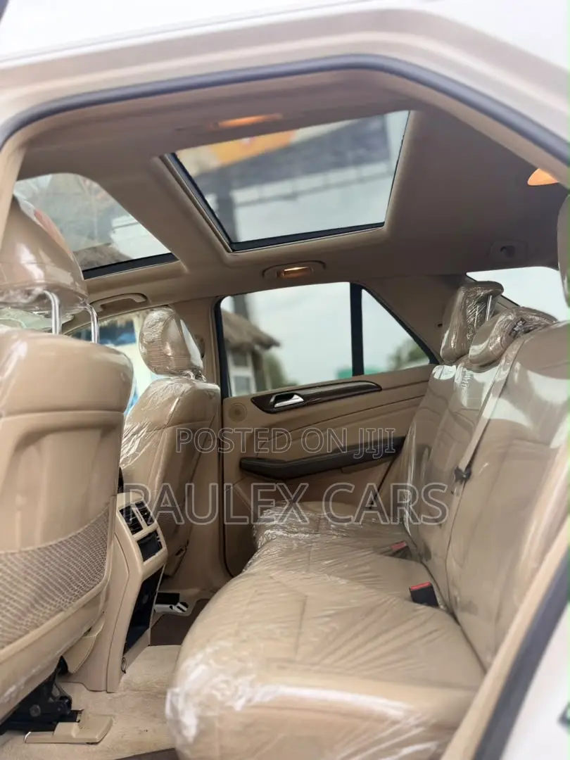 Mercedes-Benz M Class ML350 4dr SUV (3.5L 6cyl 7A) 2014 White